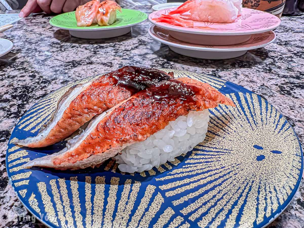 根室花丸 札幌车站店｜红到东京的人气回转寿司，平价排队美食