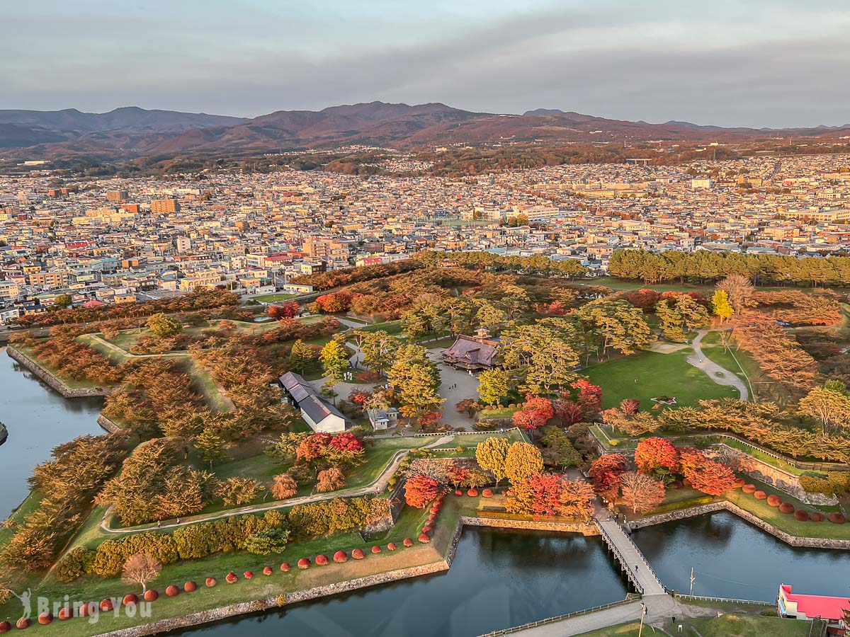 【函館】五稜郭塔眺望五芒星城堡 + 五稜郭公園夕陽賞楓美景：美食＆門票＆交通攻略