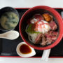 【2025熊本美食攻略】必吃餐廳推薦：黑亭拉麵、勝烈亭豬排、菅乃屋馬肉等7大特色美食！